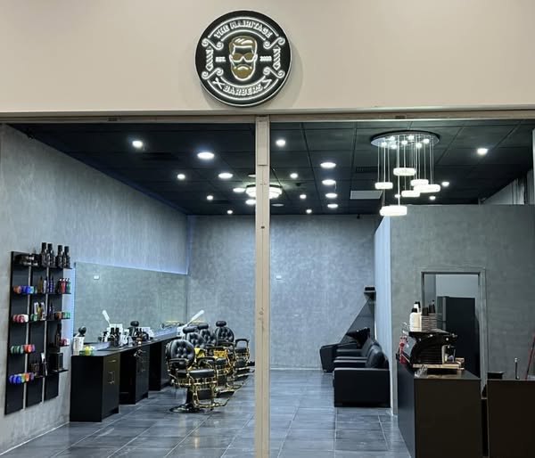 Hairitage Barbershop Traders Store Front